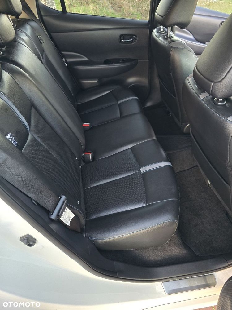 Nissan Leaf 40kWh N-Connecta - 19