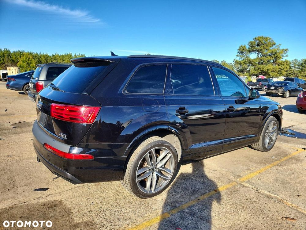 Audi Q7 3.0 TFSI Quattro Tiptronic - 2