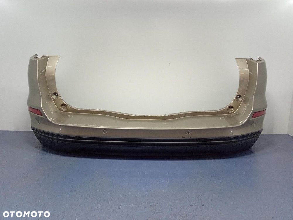 FORD MONDEO MK5 KOMBI LIFT ZDERZAK TYŁ TYLNI  DIFFUSED SILVER - 1