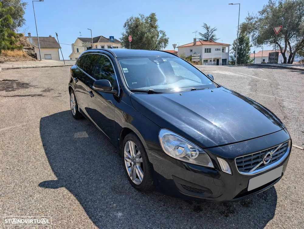Volvo V60 DRIVe Momentum - 2