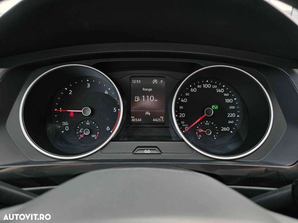 Volkswagen Tiguan - 11