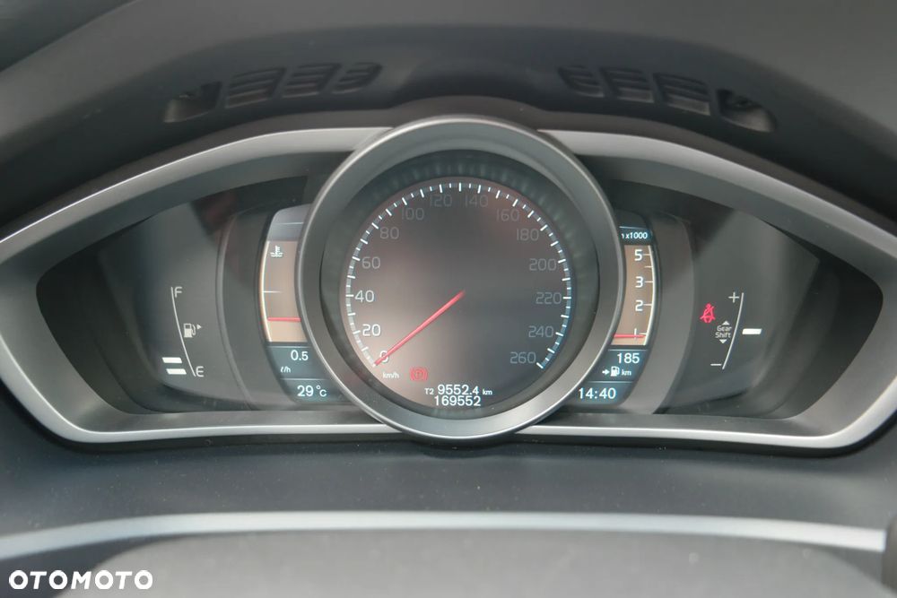 Volvo V40 - 31
