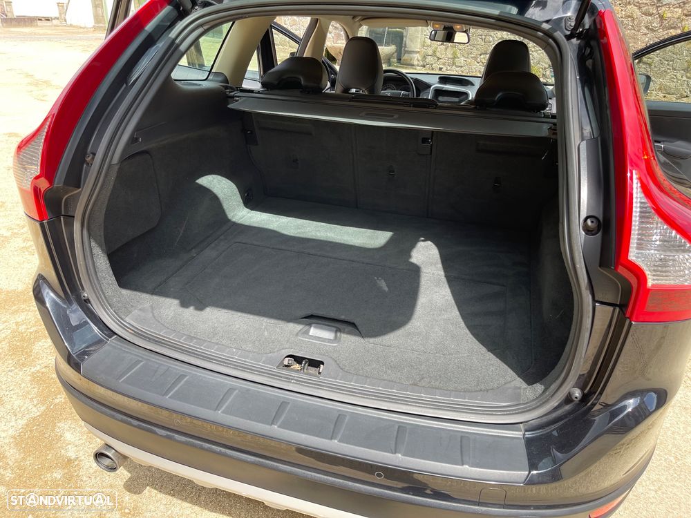 Volvo XC 60 2.4 D Geartronic - 15