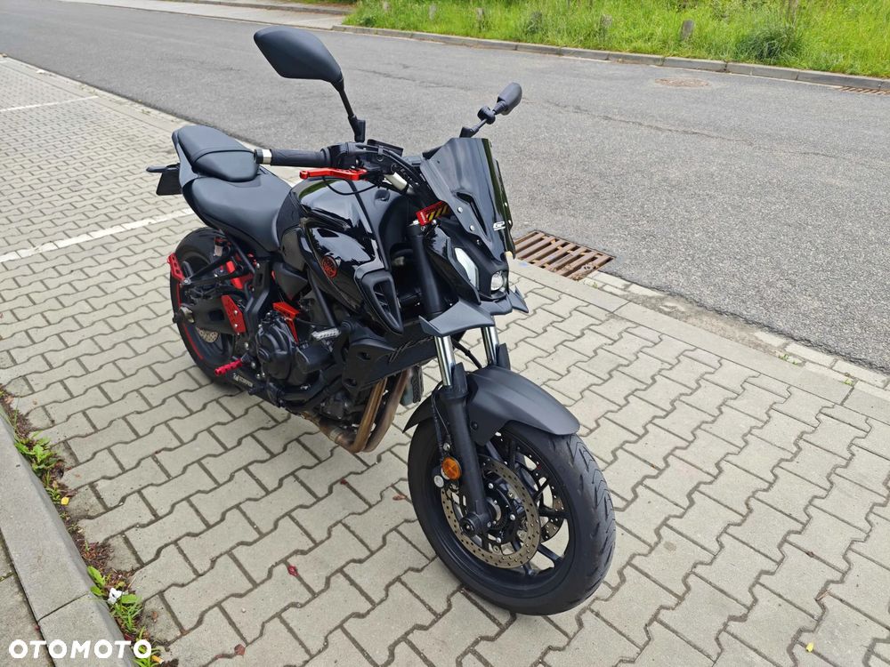 Yamaha MT - 7