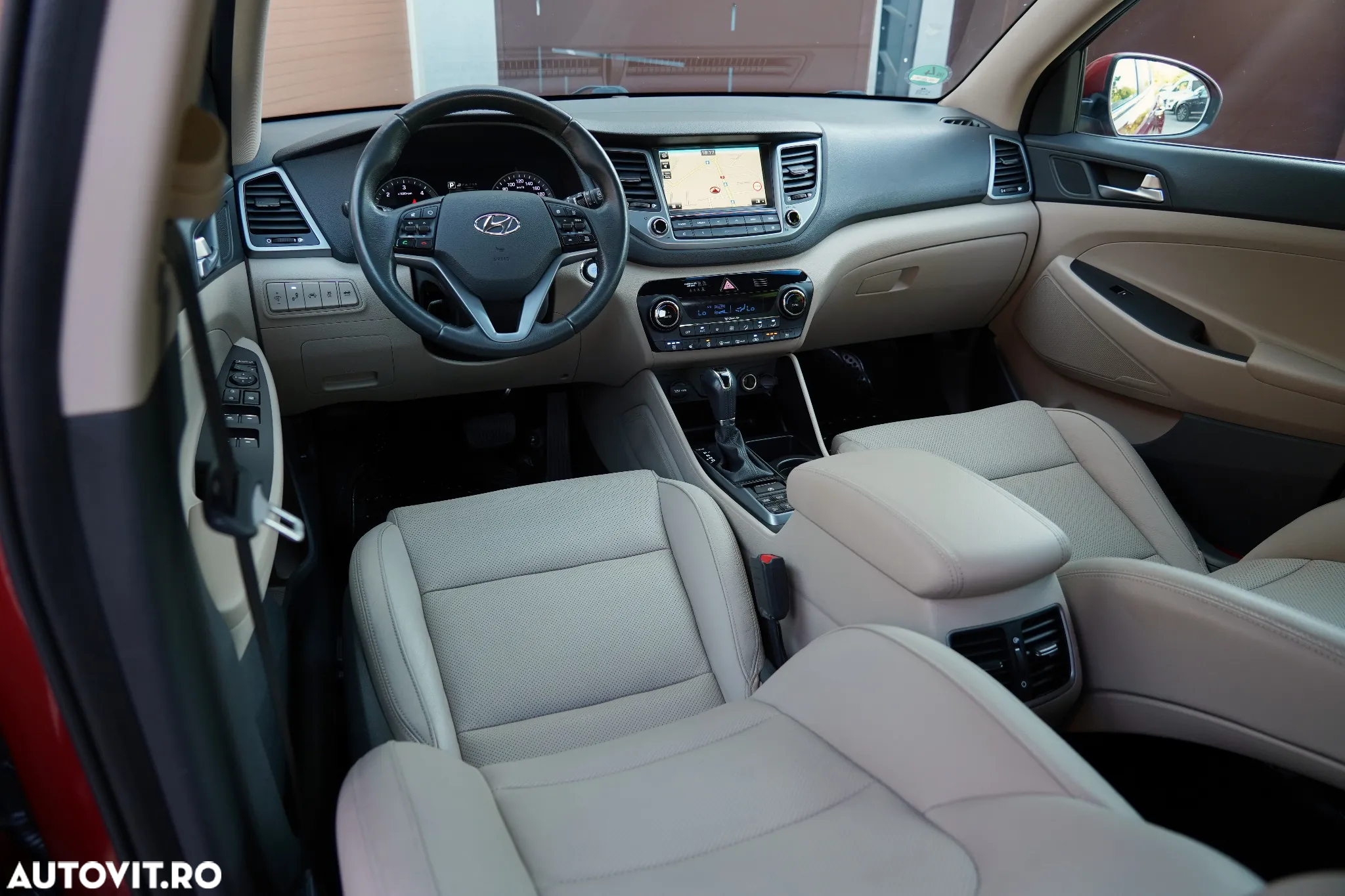 Hyundai Tucson 2.0 CRDI 4WD 6AT Premium+ - 6