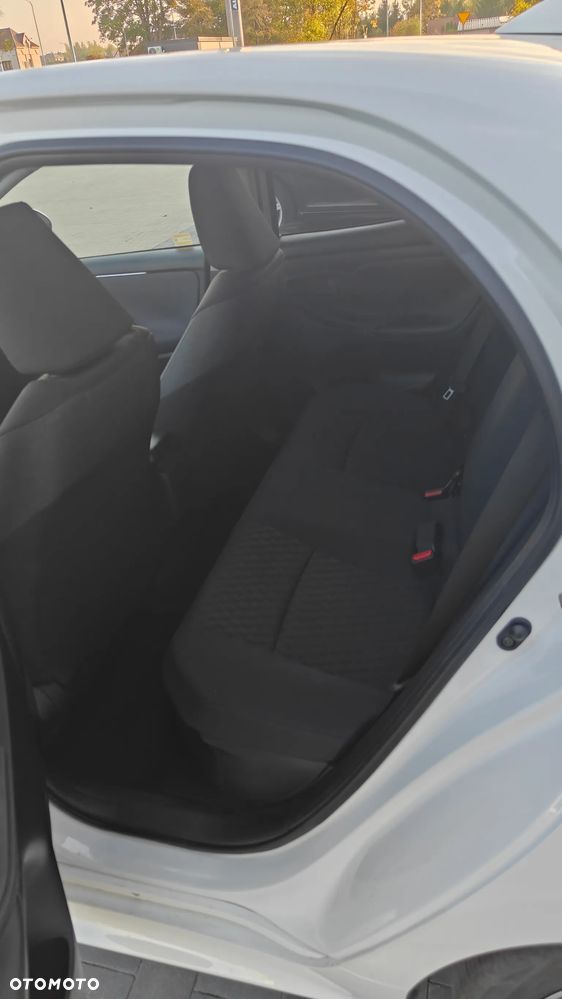 Toyota Yaris - 16