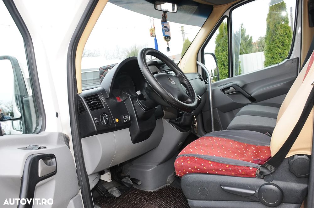Volkswagen Crafter - 11