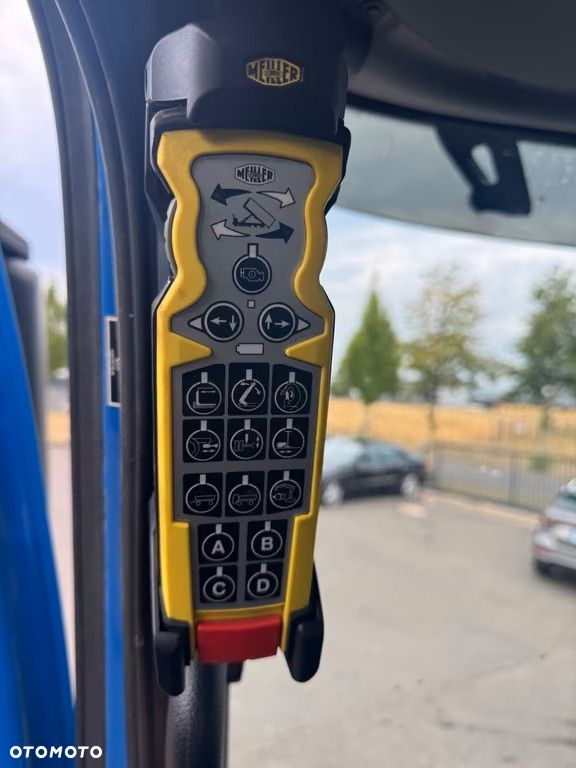 Mercedes-Benz Actros 2551 L 6x2 – HAKOWIEC MEILLER RS 21.70 | 510 KM | OŚ SKRĘTNA - 12
