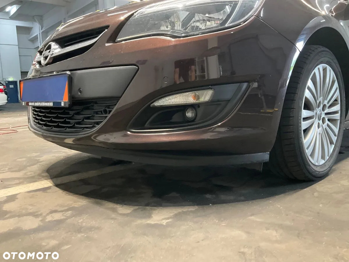 Opel Astra 1.4 Turbo Exklusiv - 7