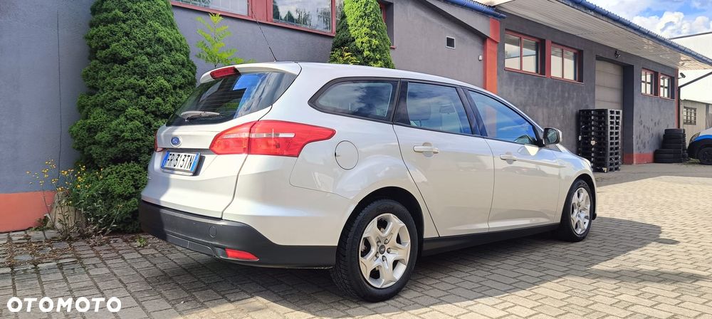 Ford Focus 1.5 EcoBlue STart-Stopp-System TITANIUM X - 23