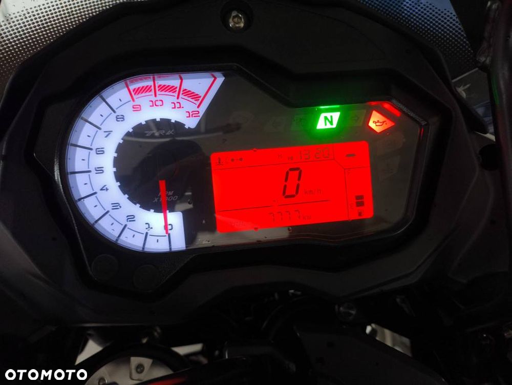 Benelli TRK 502X - 11