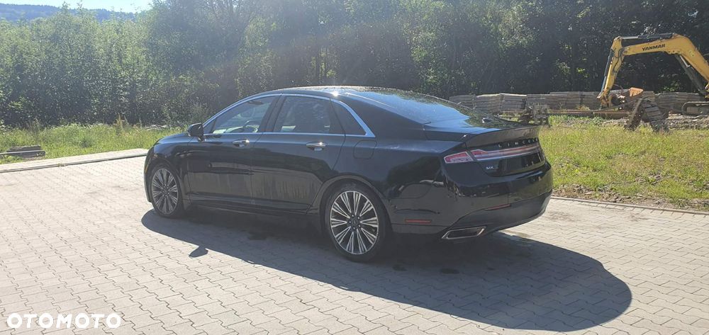 Lincoln MKZ - 7
