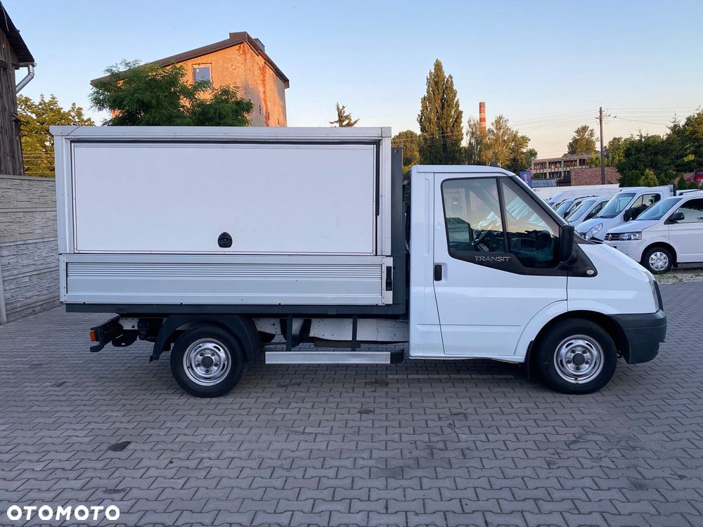 Ford TRANSIT - 1