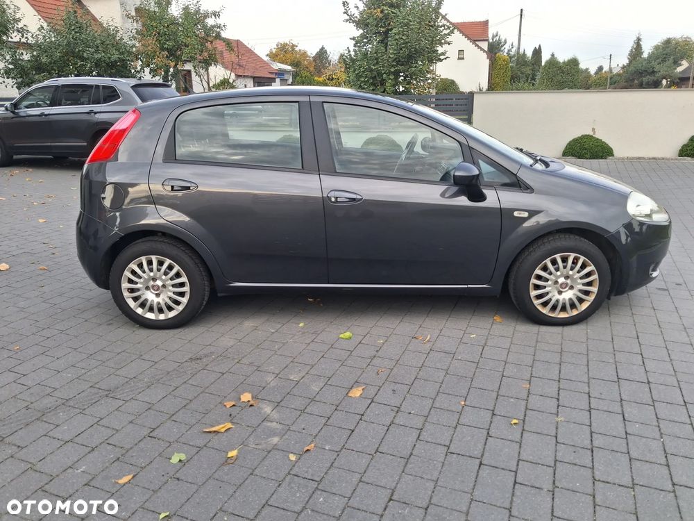 Fiat Grande Punto 2008 photo 5