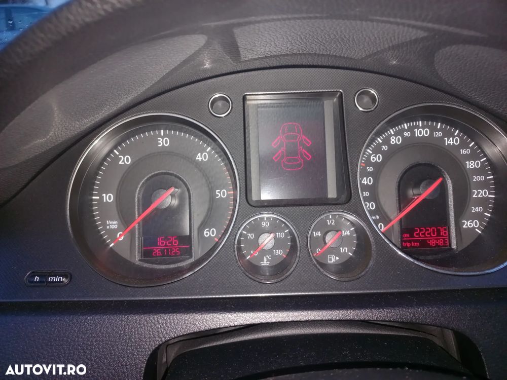 Volkswagen Passat 1.9 TDI Comfortline - 14