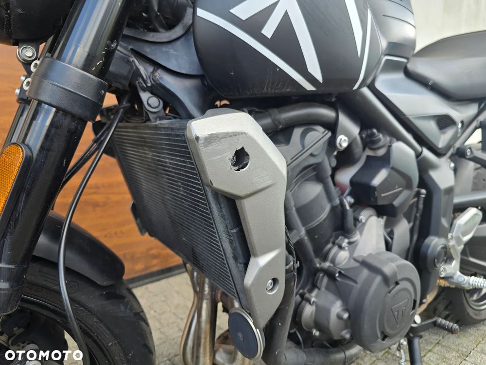 Triumph Trident - 27