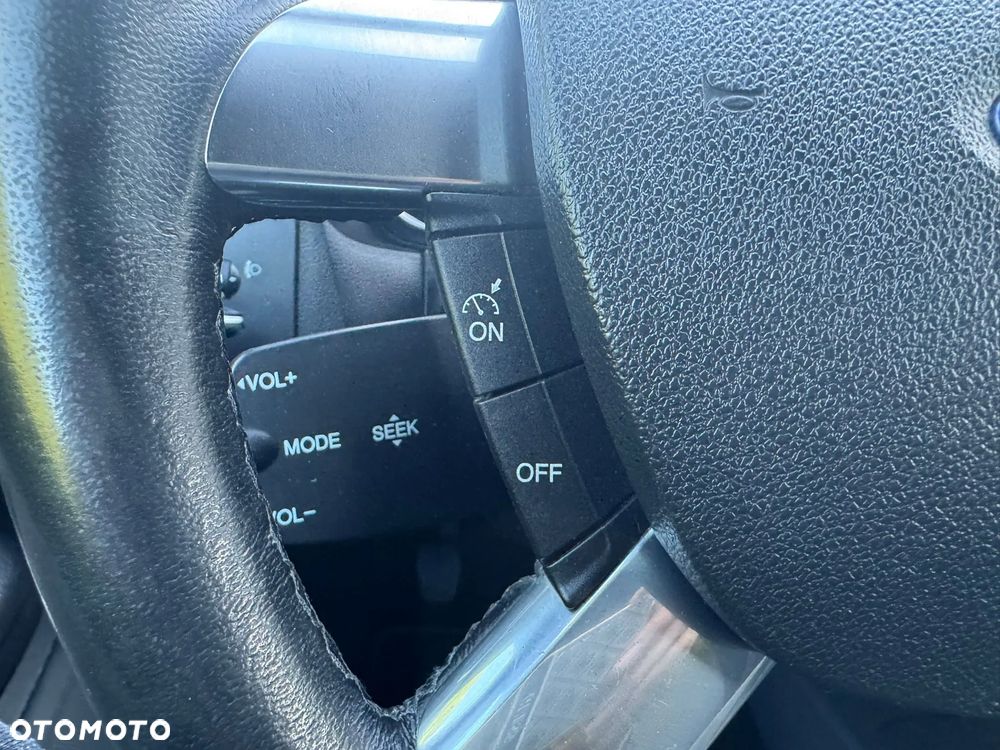 Ford Focus 1.8 Ghia - 17