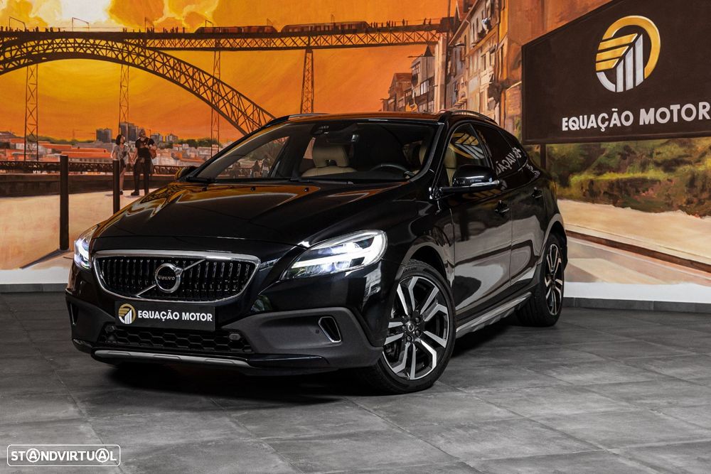 Volvo V40 Cross Country 2.0 D2 - 2