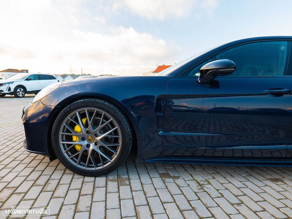 Porsche Panamera 4 Executive - 5