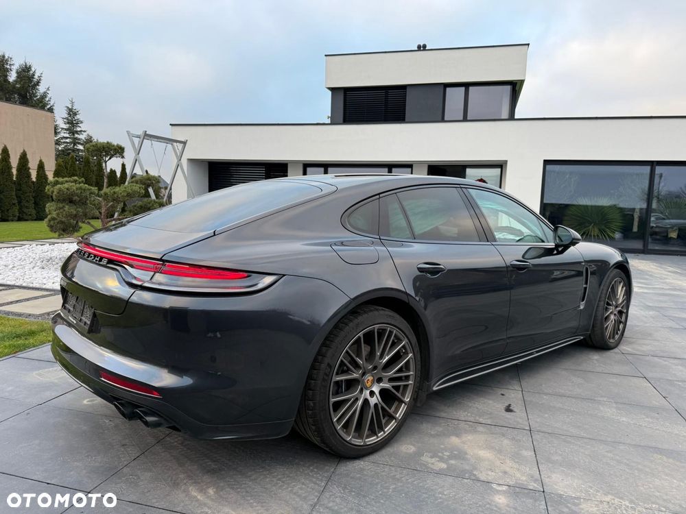 Porsche Panamera - 2