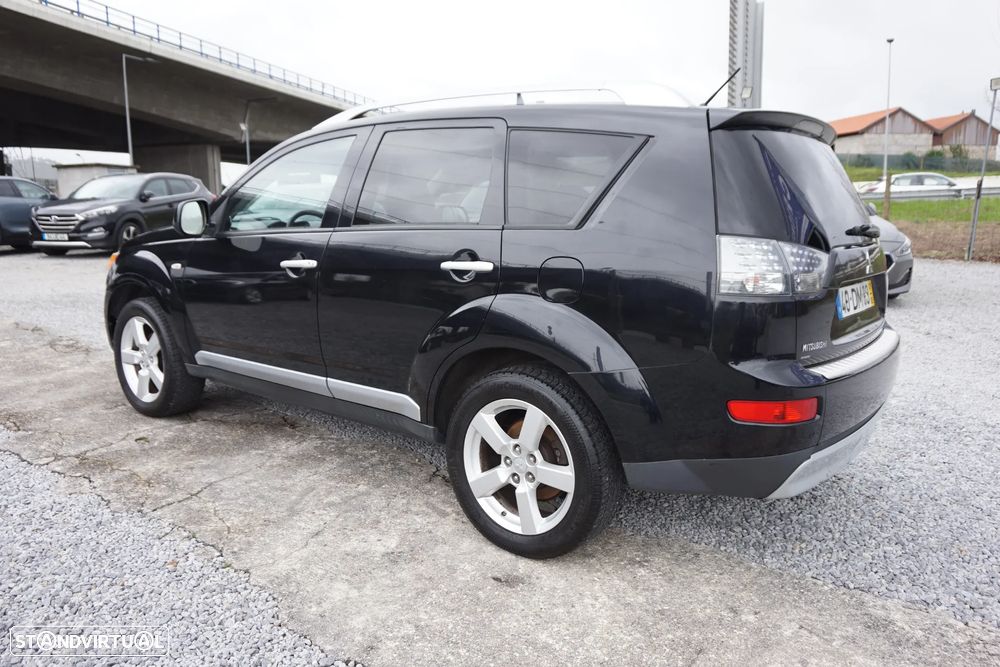 Mitsubishi Outlander 2.0 DI-D Intense+ 4WD - 5