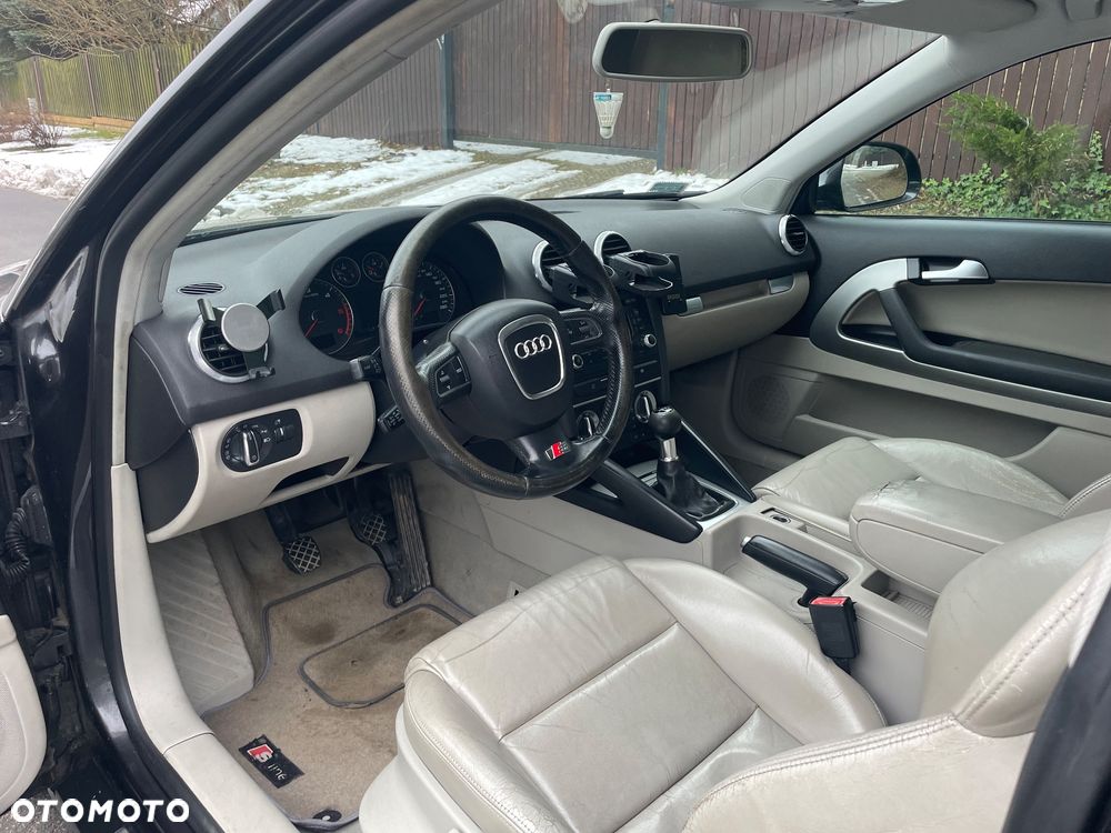 Audi A3 3-drzwiowe 2.0 TDI Ambition - 16
