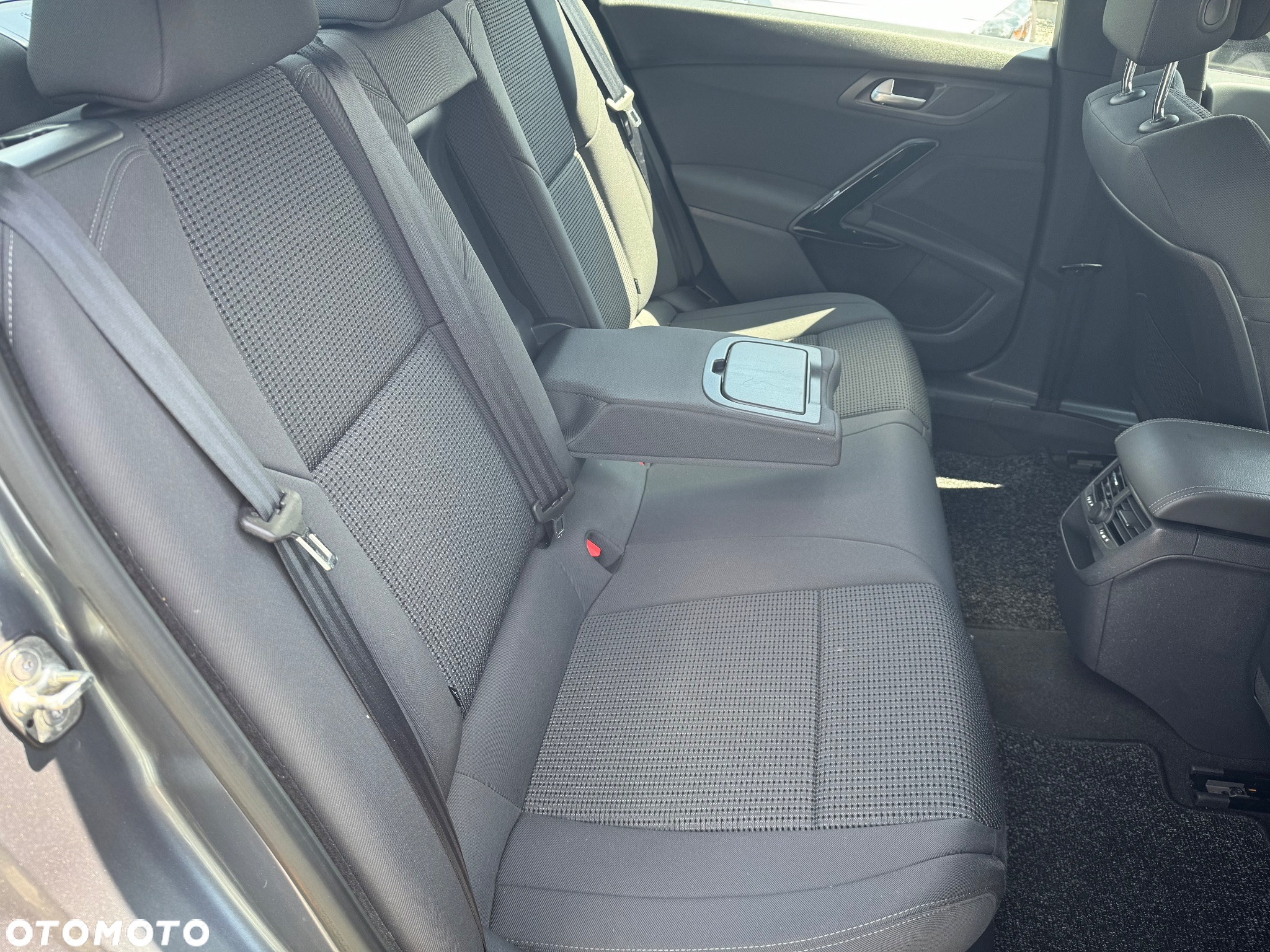 Peugeot 508 1.6 T Business Line - 33