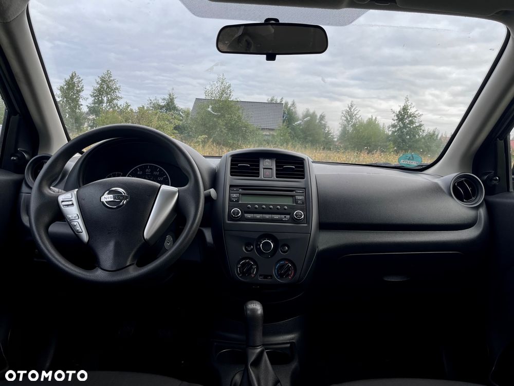 Nissan Tiida - 17
