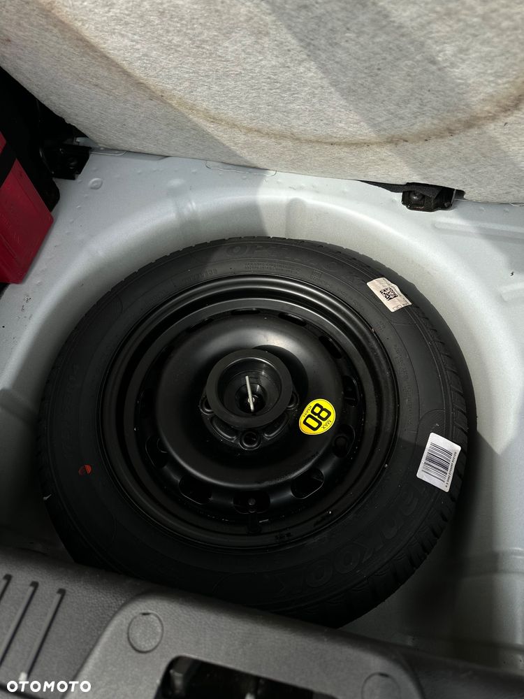 Ford Fiesta 1.0 EcoBoost Titanium X - 28