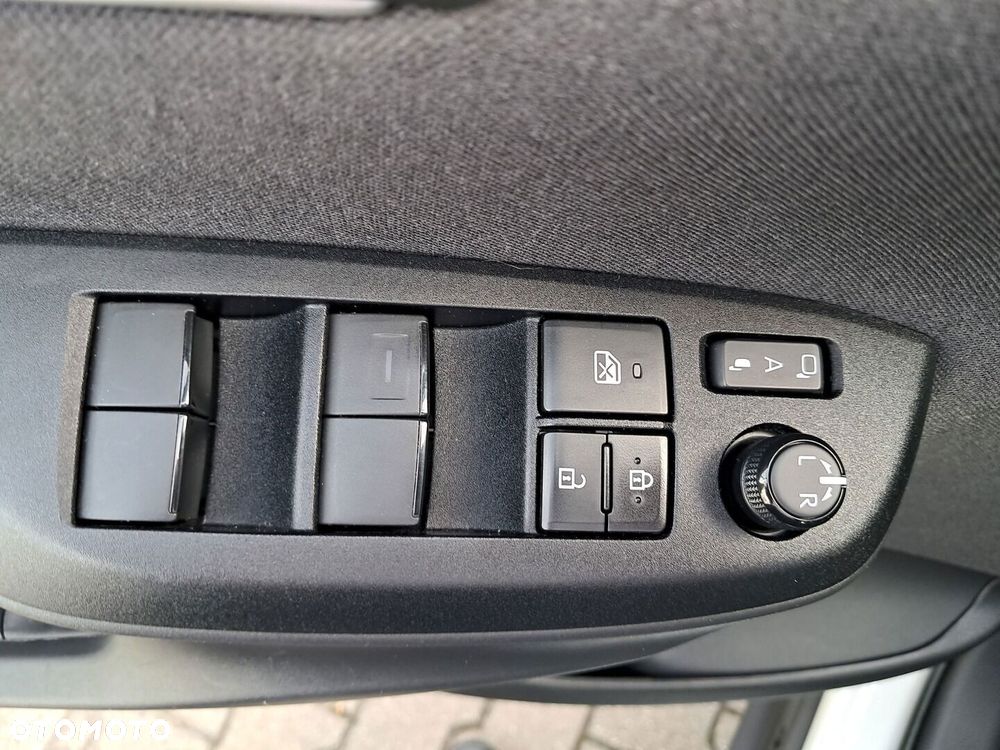 Toyota Yaris Cross Hybrid 1.5 Comfort 4x4 - 21