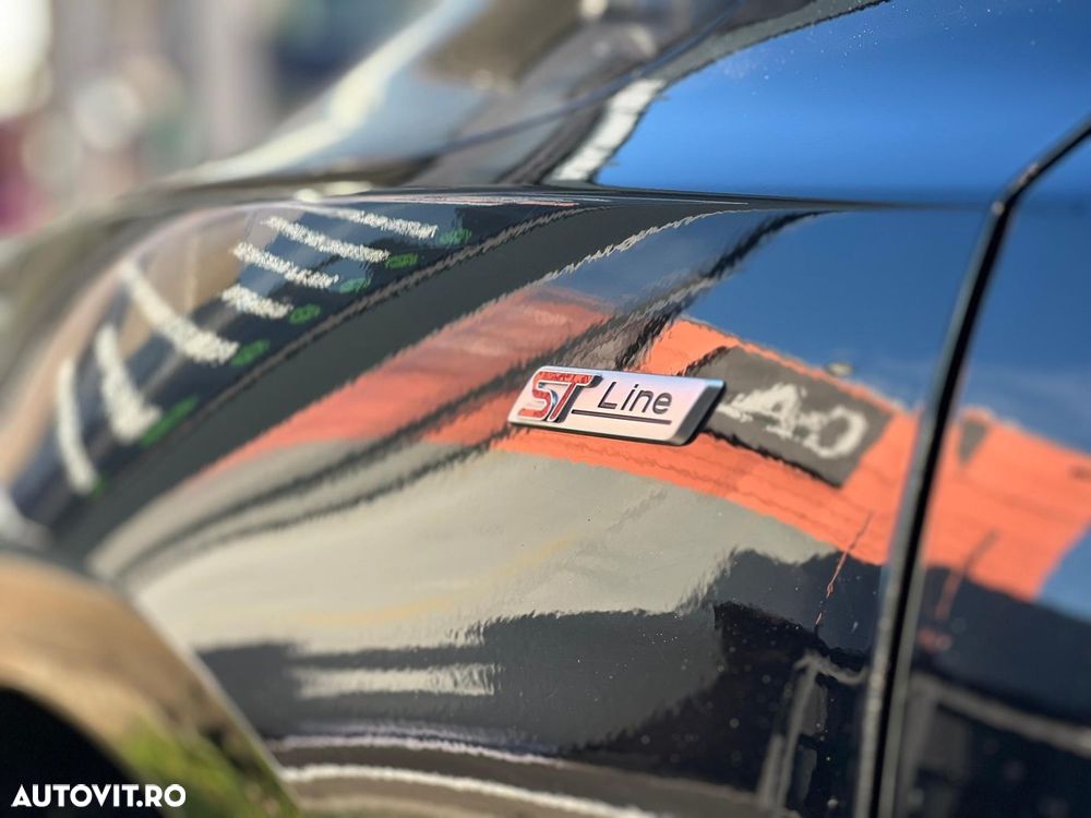 Ford Focus 1.5 EcoBoost ST-Line - 19