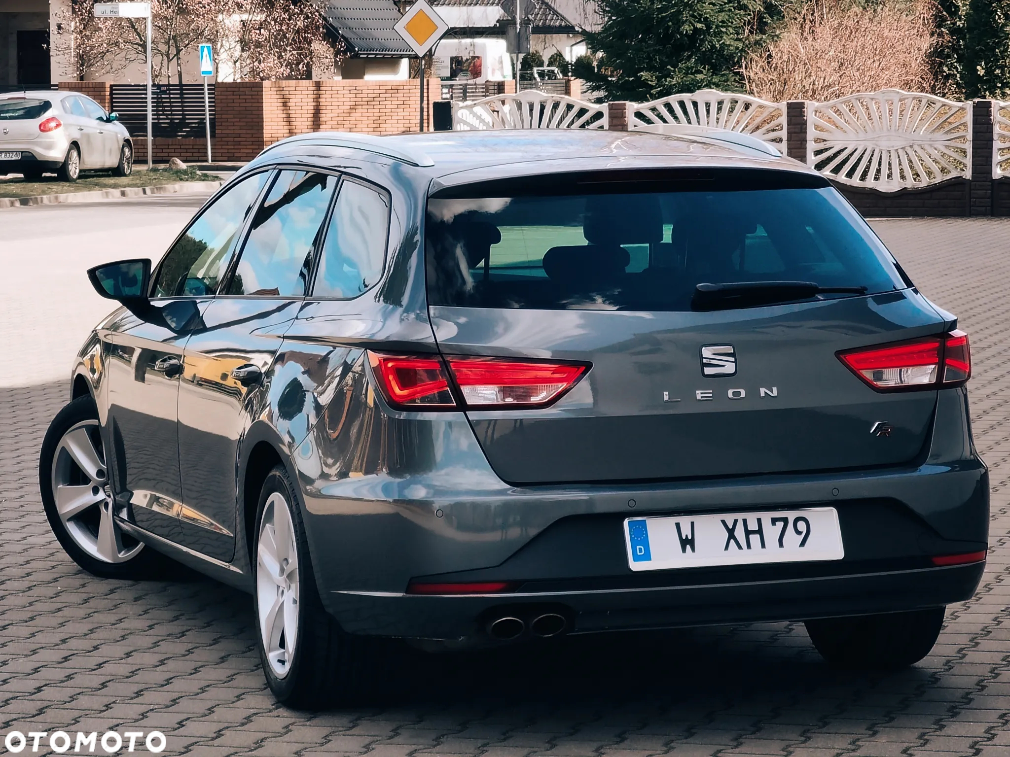 Seat Leon 2.0 TDI DPF DSG FR - 17