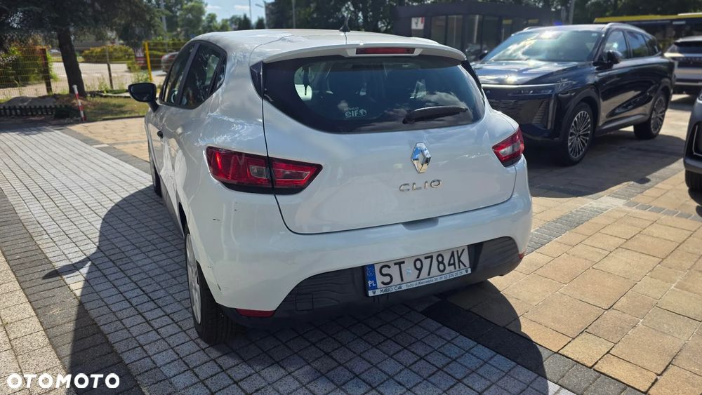 Renault Clio 1.2 16V Limited Plus - 3