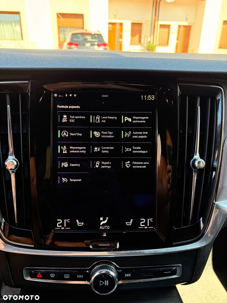 Volvo V90 D3 R-Design - 8