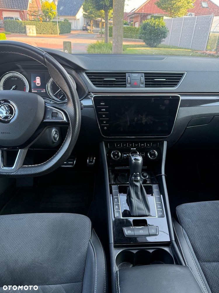 Skoda Superb 2.0 TDI DSG Sportline - 5