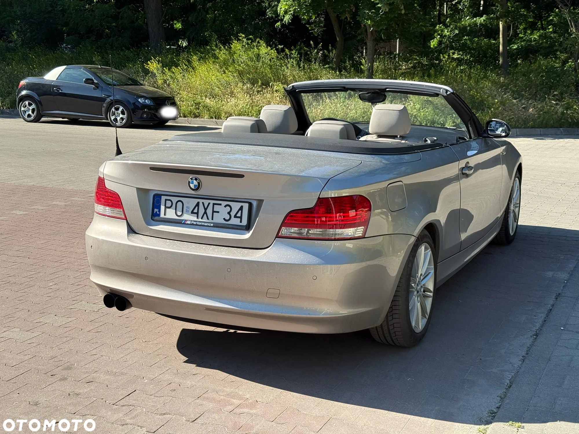 BMW Seria 1 120i - 12