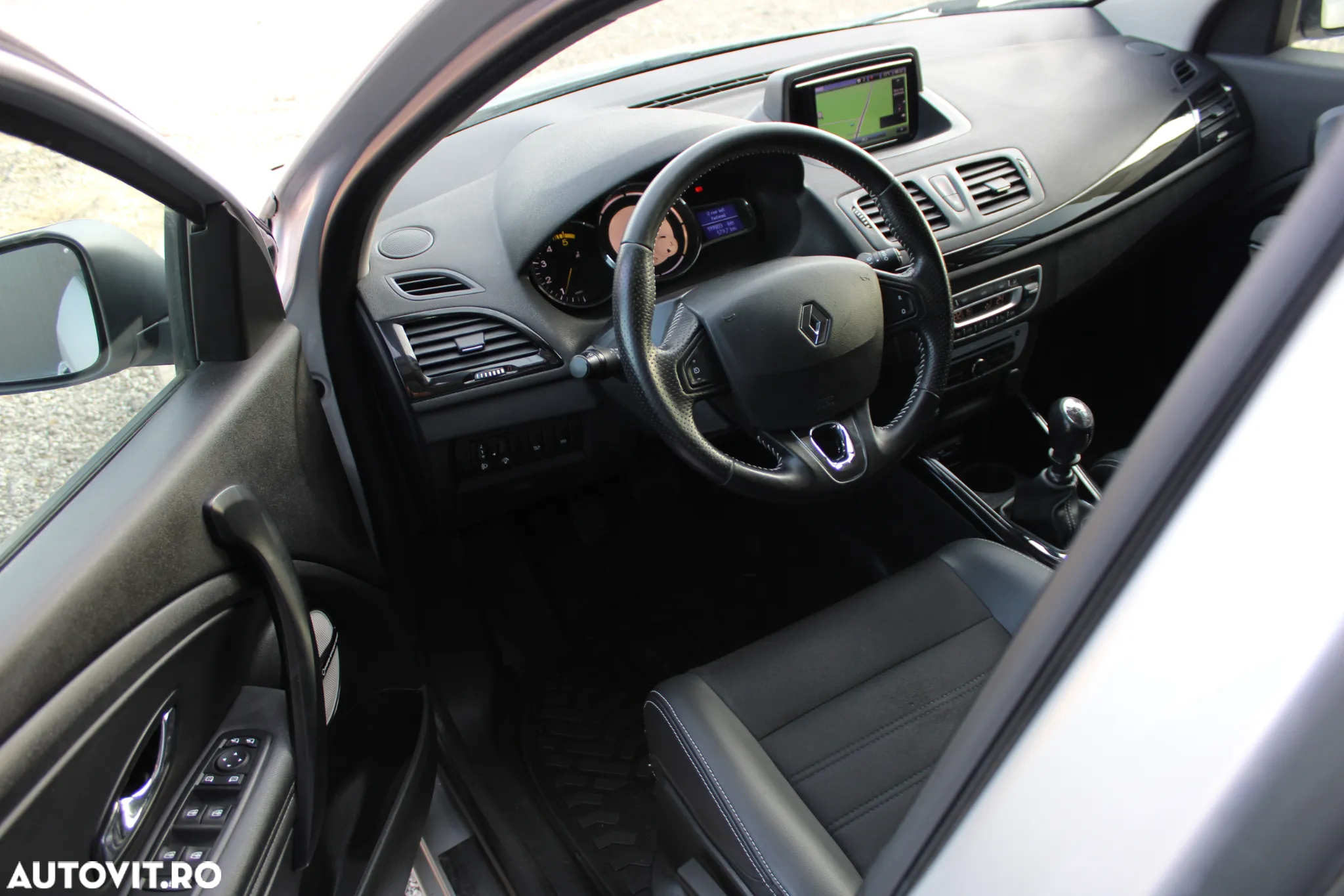 Renault Megane ENERGY dCi 130 Start & Stop Bose Edition - 22