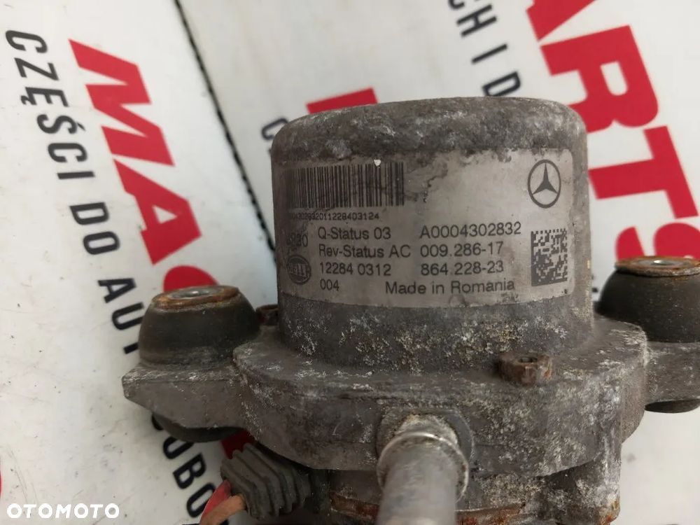 pompa vacum vacu a0004302832 mercedes w212 2.2 cdi - 3