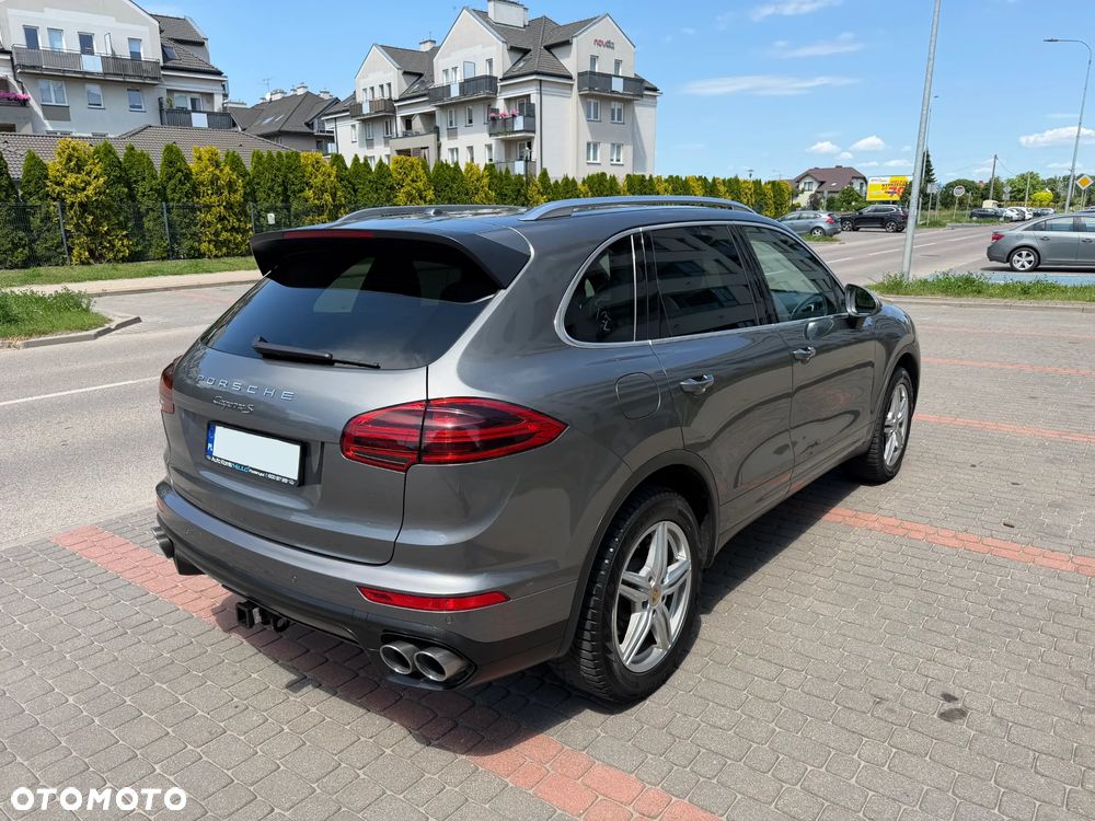 Porsche Cayenne S - 5