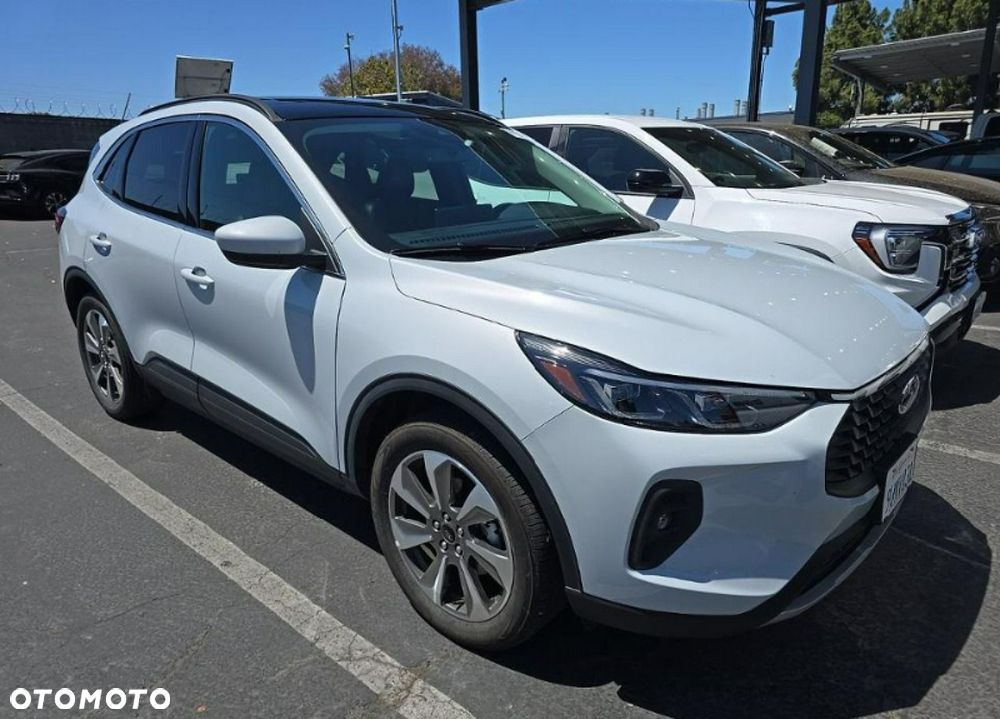 Ford Escape - 1