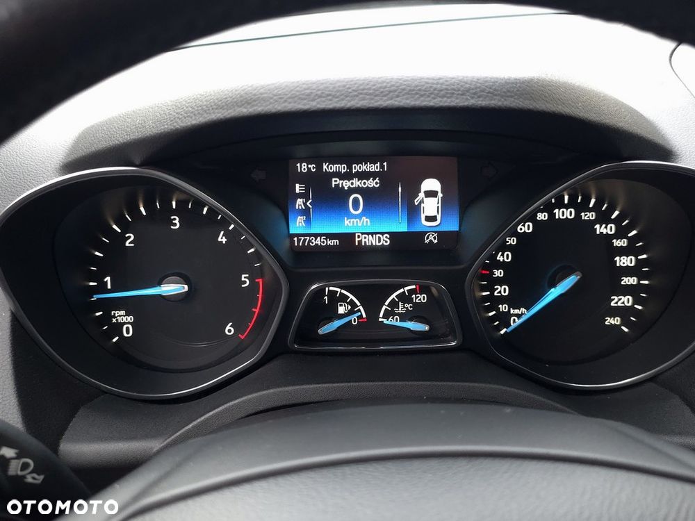 Ford Grand C-MAX - 20