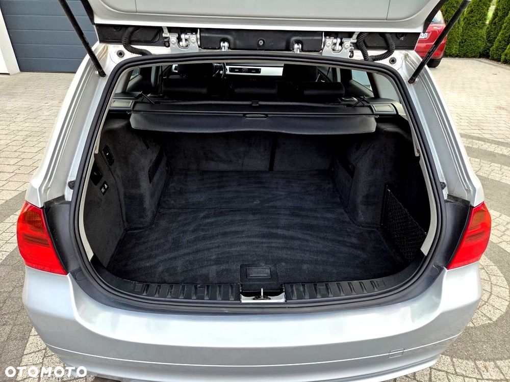 BMW Seria 3 - 29