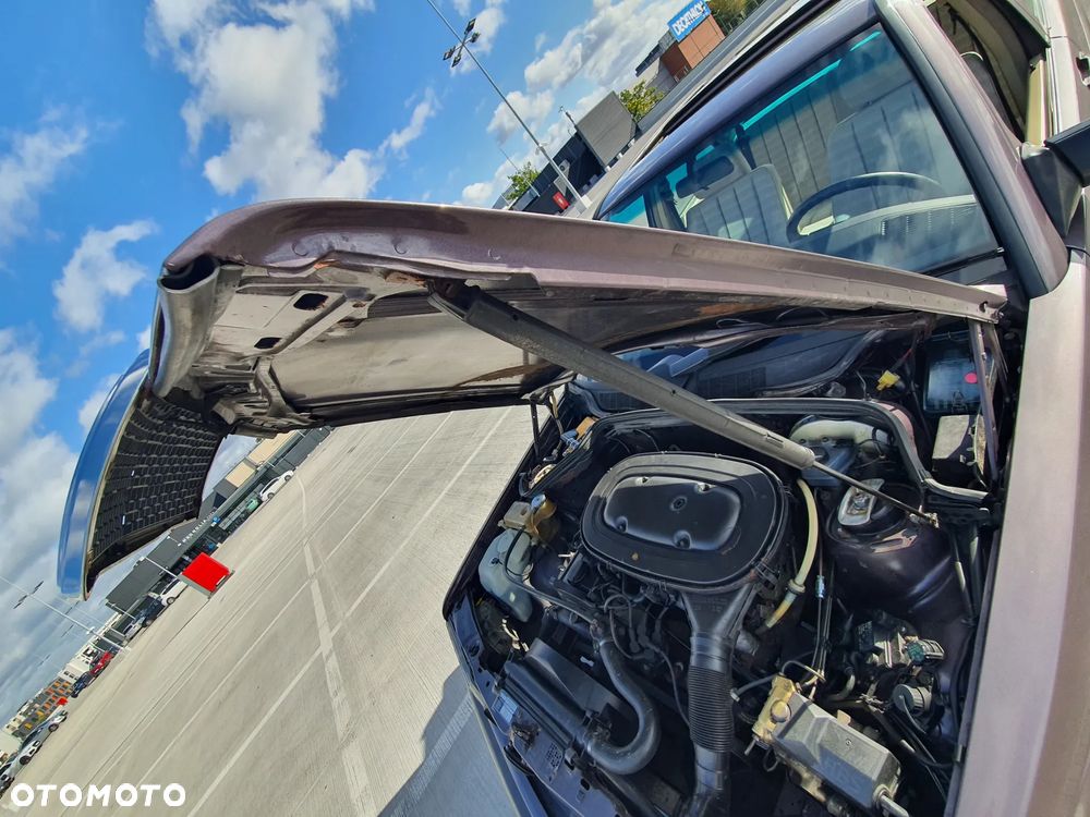 Mercedes-Benz W201 (190) - 11