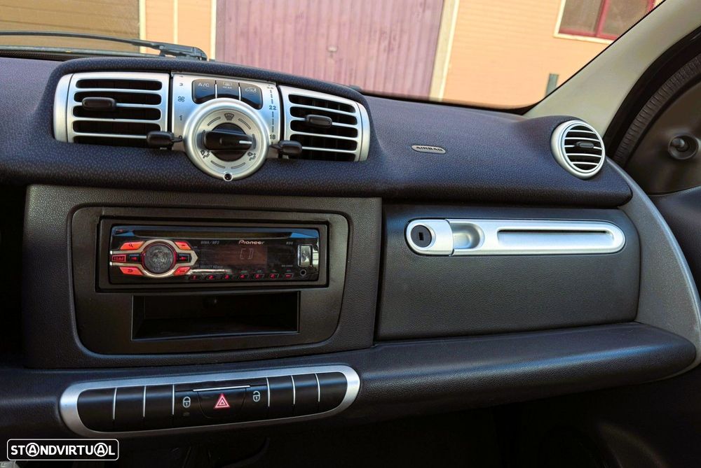 Smart ForTwo Coupé 1.0 mhd Pure 61 - 10