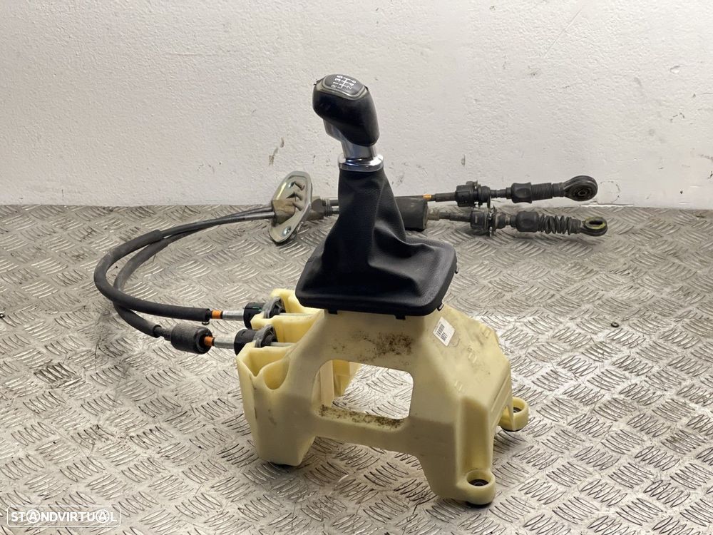 Seletor da caixa de velocidades KIA CARENS IV REF. 43700A4010 - 1