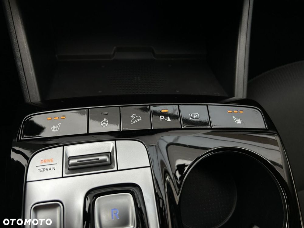 Hyundai Tucson 1.6 T-GDi HEV Executive 4WD - 25