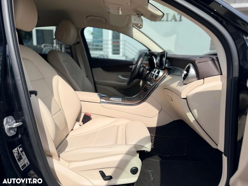 Mercedes-Benz GLC Coupe 200 4MATIC MHEV - 12