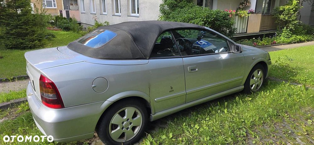 Opel Astra 1.8 Bertone - 4