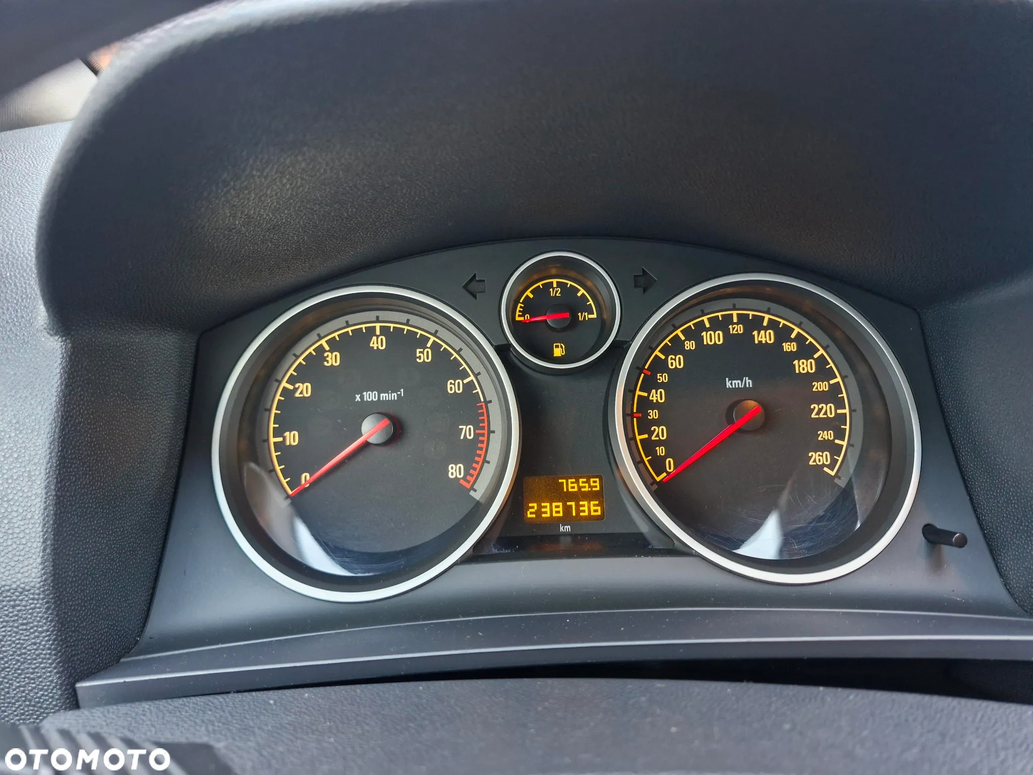 Opel Zafira 1.6 Enjoy - 26
