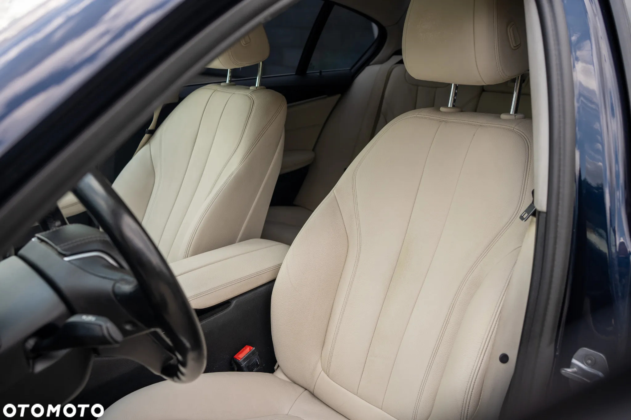 BMW Seria 5 520d Luxury Line - 13
